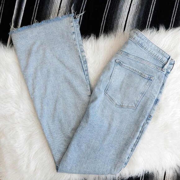 EUC! OLD NAVY LIGHT WASH FLARE HIGH WAIST JEANS SZ 14 - Picture 1 of 8